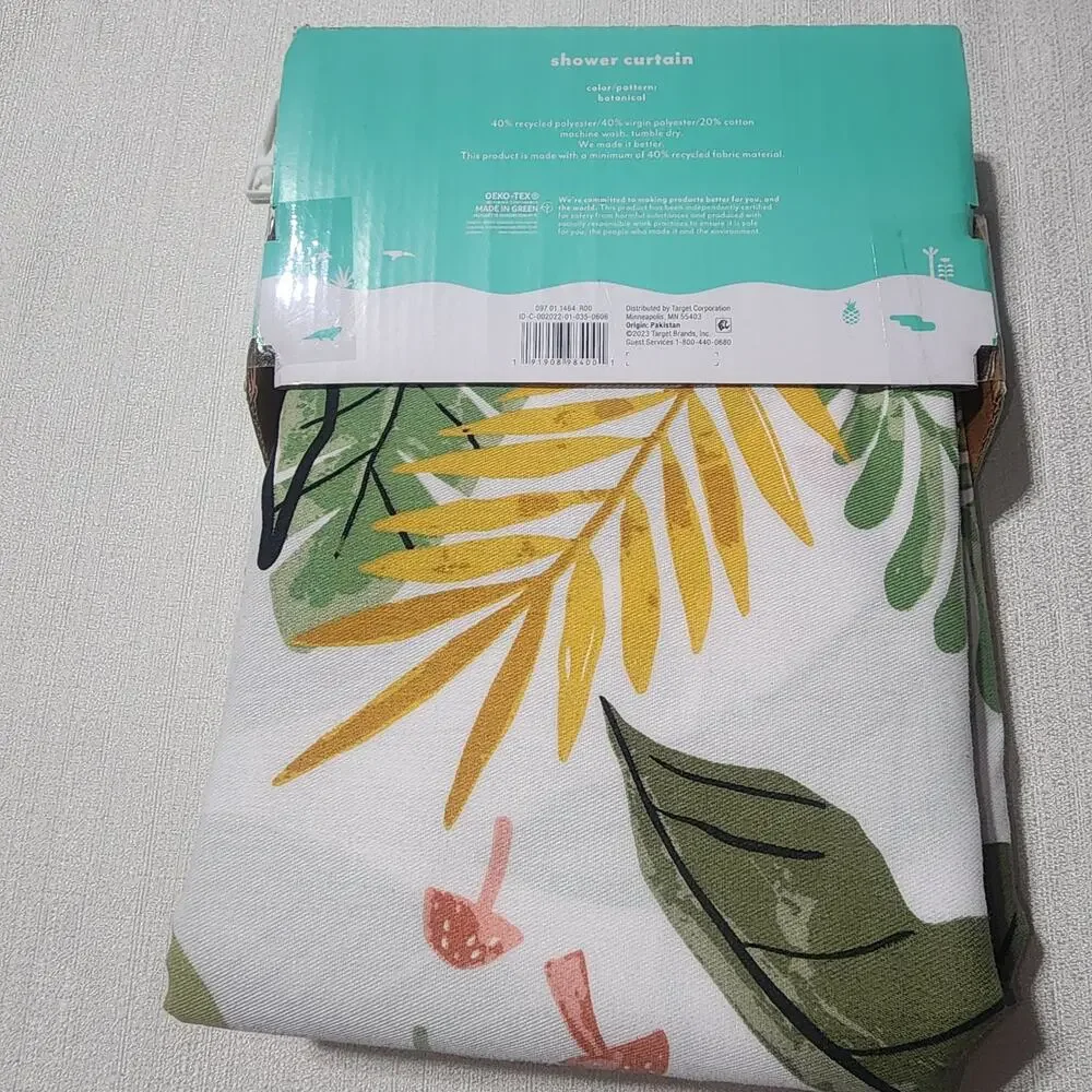 Pillowfort shower curtain leaf print 72'' x 72'' botanical